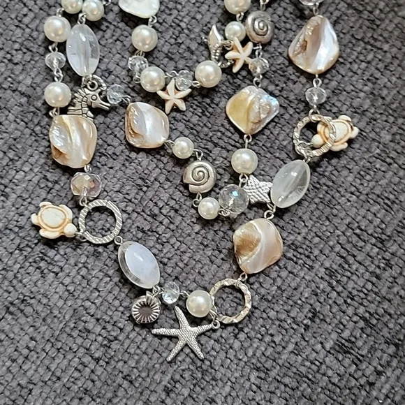 Fun Beachy Statement Necklace - Picture 2 of 3